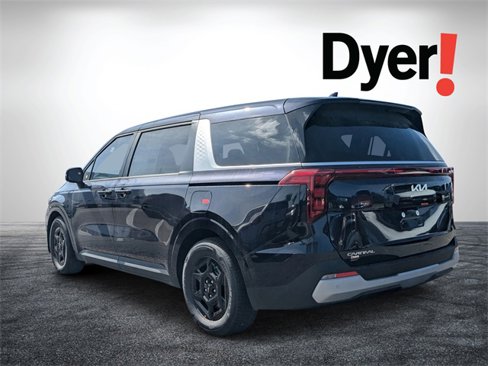 New 2026 Kia Carnival LX image 6