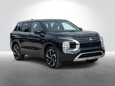 Used 2023 Mitsubishi Outlander SE image 7