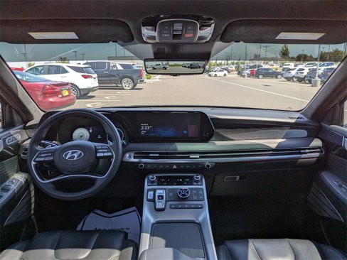 Used 2024 Hyundai Palisade Calligraphy image 30