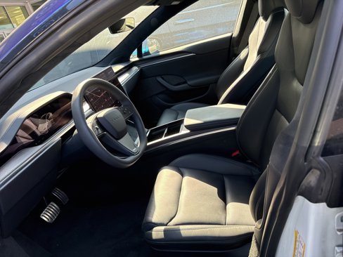 Used 2022 Tesla Model S image 1