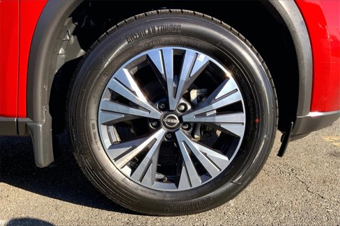 Used 2023 Nissan Rogue SV image 8