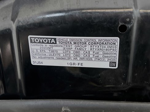 Used 2024 Toyota 4Runner TRD Off-Road image 24