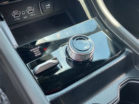 New 2025 Jeep Grand Cherokee Limited image 17