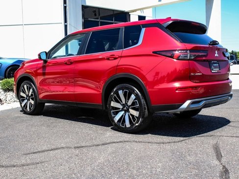 New 2025 Mitsubishi Outlander SE image 4
