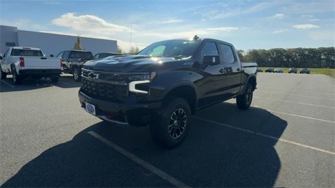 New 2026 Chevrolet Silverado 1500 ZR2 image 4