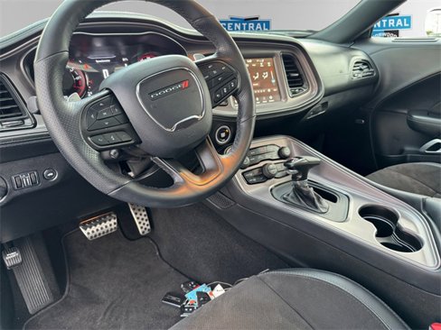 Used 2023 Dodge Challenger GT w/ Plus Package image 10