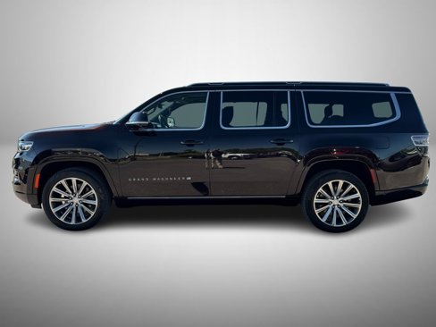 Used 2023 Jeep Grand Wagoneer L Series II image 6