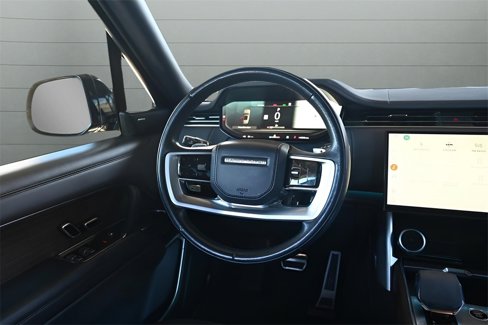 Used 2023 Land Rover Range Rover SE image 42
