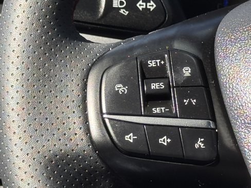 Used 2025 Ford Escape ST-Line w/ Tech Pack #1 image 18