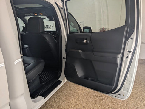 Used 2019 Toyota Tacoma TRD Sport image 15