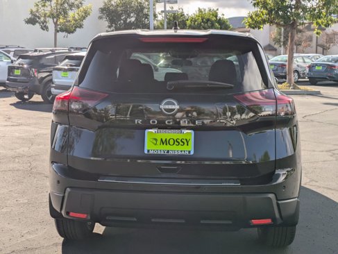 New 2026 Nissan Rogue SV image 8