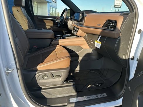 New 2026 Chevrolet Suburban High Country image 36