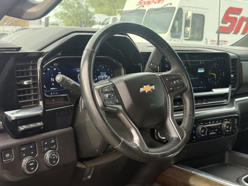Used 2024 Chevrolet Silverado 3500 High Country w/ High Country Premium Package image 17