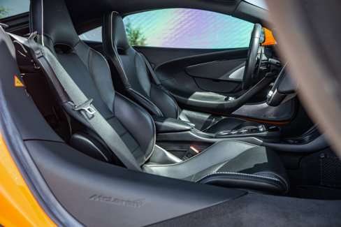 Used 2021 McLaren GT image 33
