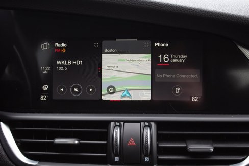 New 2025 Alfa Romeo Giulia AWD w/ Driving Assist Package image 16