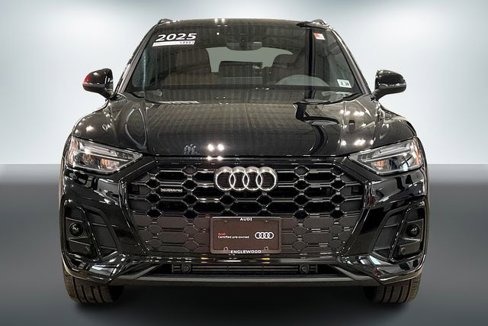 Certified 2025 Audi Q5 2.0T Premium image 3