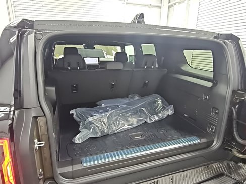 New 2025 GMC Hummer EV 2X w/ Extreme Off-Road Package image 38