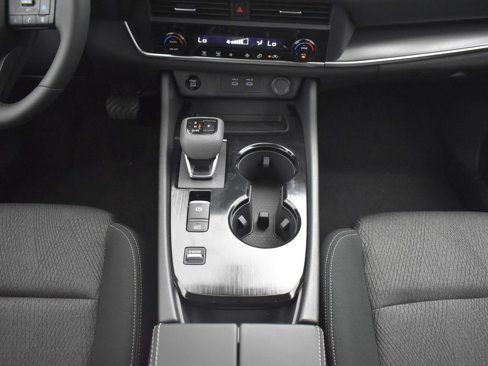 New 2026 Nissan Rogue SV image 12