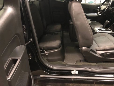 Used 2016 Chevrolet Colorado LT w/ LT Convenience Package image 12