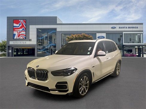 Used 2023 BMW X5 xDrive45e image 7