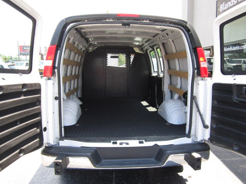 Used 2023 Chevrolet Express 2500 w/ Driver Convenience Package image 19