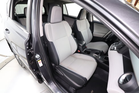 Used 2016 Toyota RAV4 XLE image 18