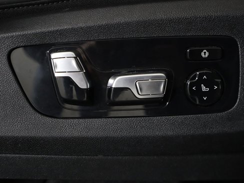 Used 2022 BMW X7 M50i image 41
