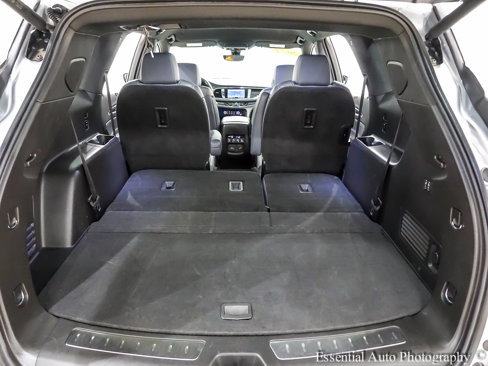 Used 2024 Buick Enclave Premium image 29