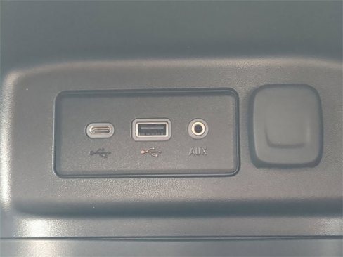 Used 2024 Chevrolet Equinox LS w/ LS Convenience Package image 11