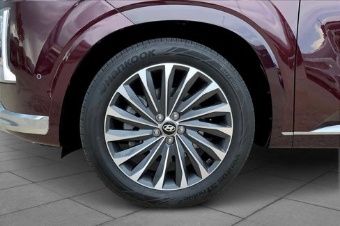 Used 2024 Hyundai Palisade Calligraphy image 10