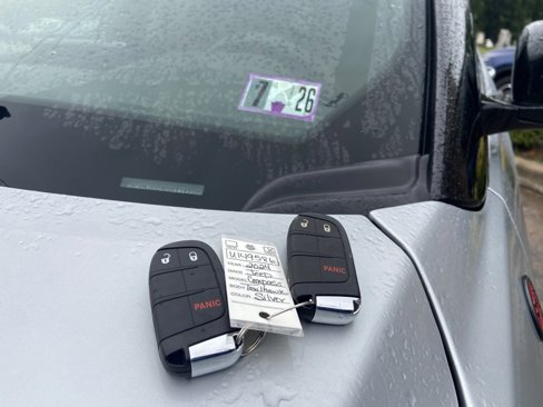 Used 2024 Jeep Compass Trailhawk image 31