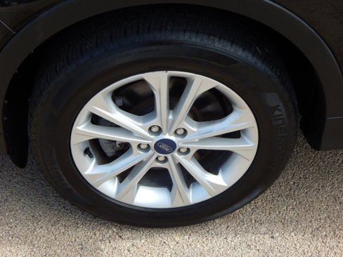 Used 2018 Ford Escape SEL image 29