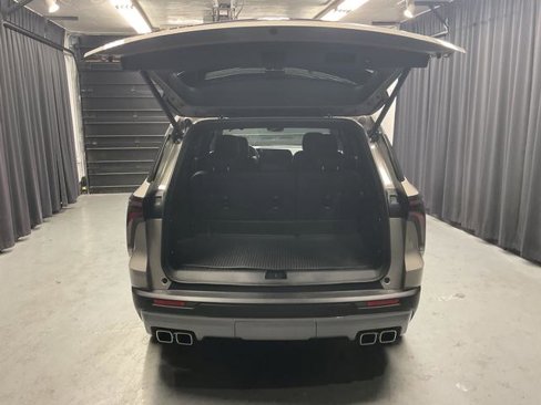 New 2026 Chevrolet Traverse Z71 w/ Driver Confidence Package image 14