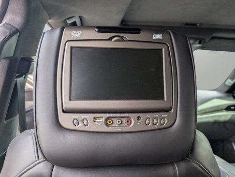 Used 2018 Cadillac Escalade ESV Platinum image 13