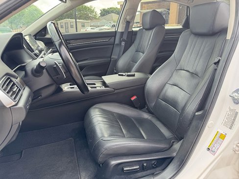 Used 2021 Honda Accord Touring image 25