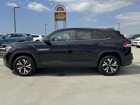 New 2026 Volkswagen Atlas Cross Sport SE image 4