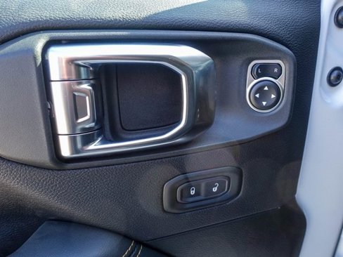 New 2025 Jeep Wrangler Sahara w/ Technology Group image 24