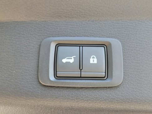 New 2025 Mitsubishi Outlander SE image 31