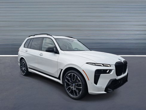 New 2026 BMW X7 M60i image 2
