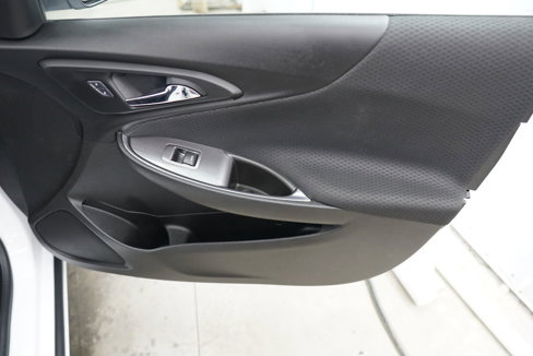 Used 2016 Chevrolet Malibu LT image 38