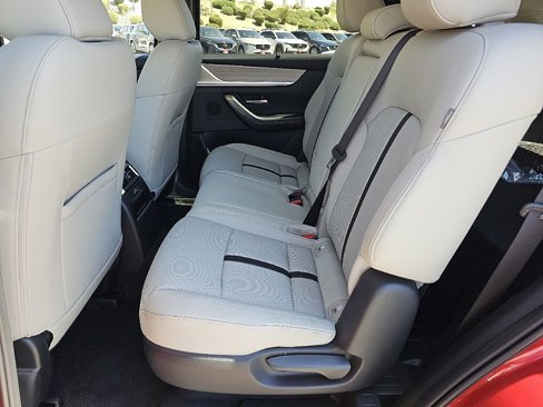 New 2025 MAZDA CX-70 Plug-In Hybrid w/ Premium Pkg image 15