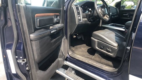 Used 2016 RAM 2500 Laramie w/ Convenience Group image 9