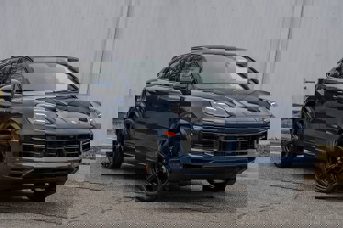 New 2025 Porsche Cayenne Coupe image 9