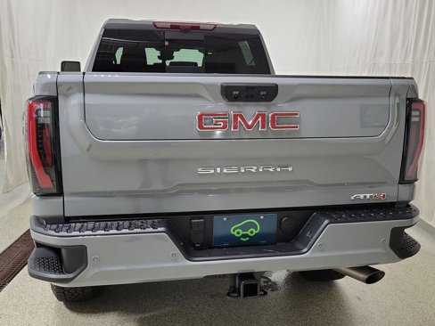 Certified 2025 GMC Sierra 2500 AT4 w/ AT4 Premium Plus Package image 5