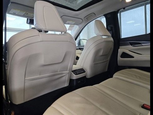 Used 2022 INFINITI QX60 Luxe image 17