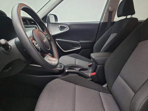 Used 2023 Kia Soul LX w/ Option Group 015 image 17