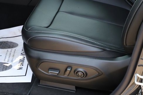 New 2025 Jeep Grand Cherokee L Limited image 15