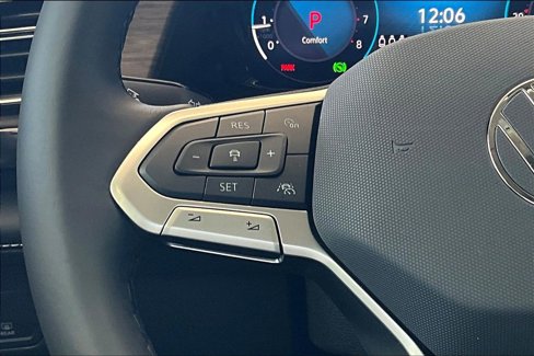New 2025 Volkswagen Atlas SEL Premium R-Line image 22