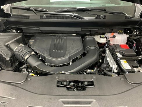 New 2026 Chevrolet Traverse Z71 w/ Driver Confidence Package image 17