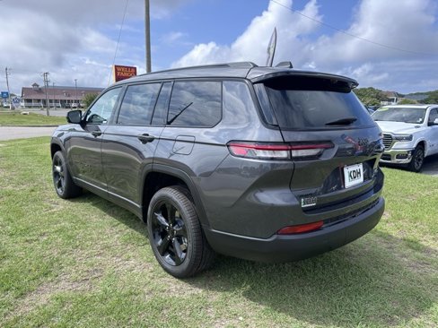 New 2025 Jeep Grand Cherokee L Limited w/ Luxury Tech Group II image 5